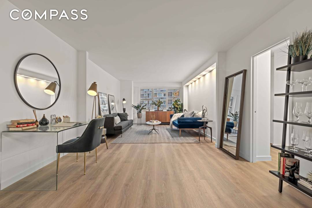 Space, space, space all in mint condition !