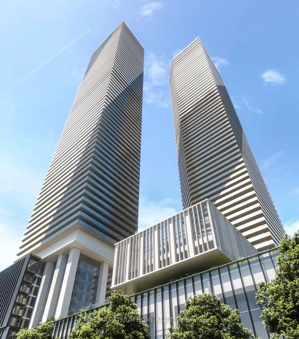 Two Year New One Bedroom Unit With Lake View.