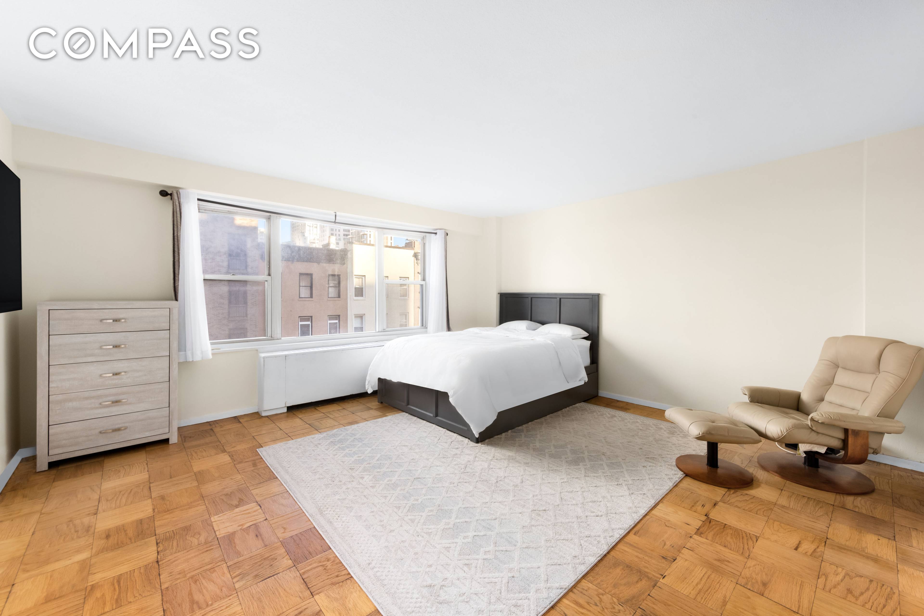 Welcome to Residence 6A at 220 E 60th St.