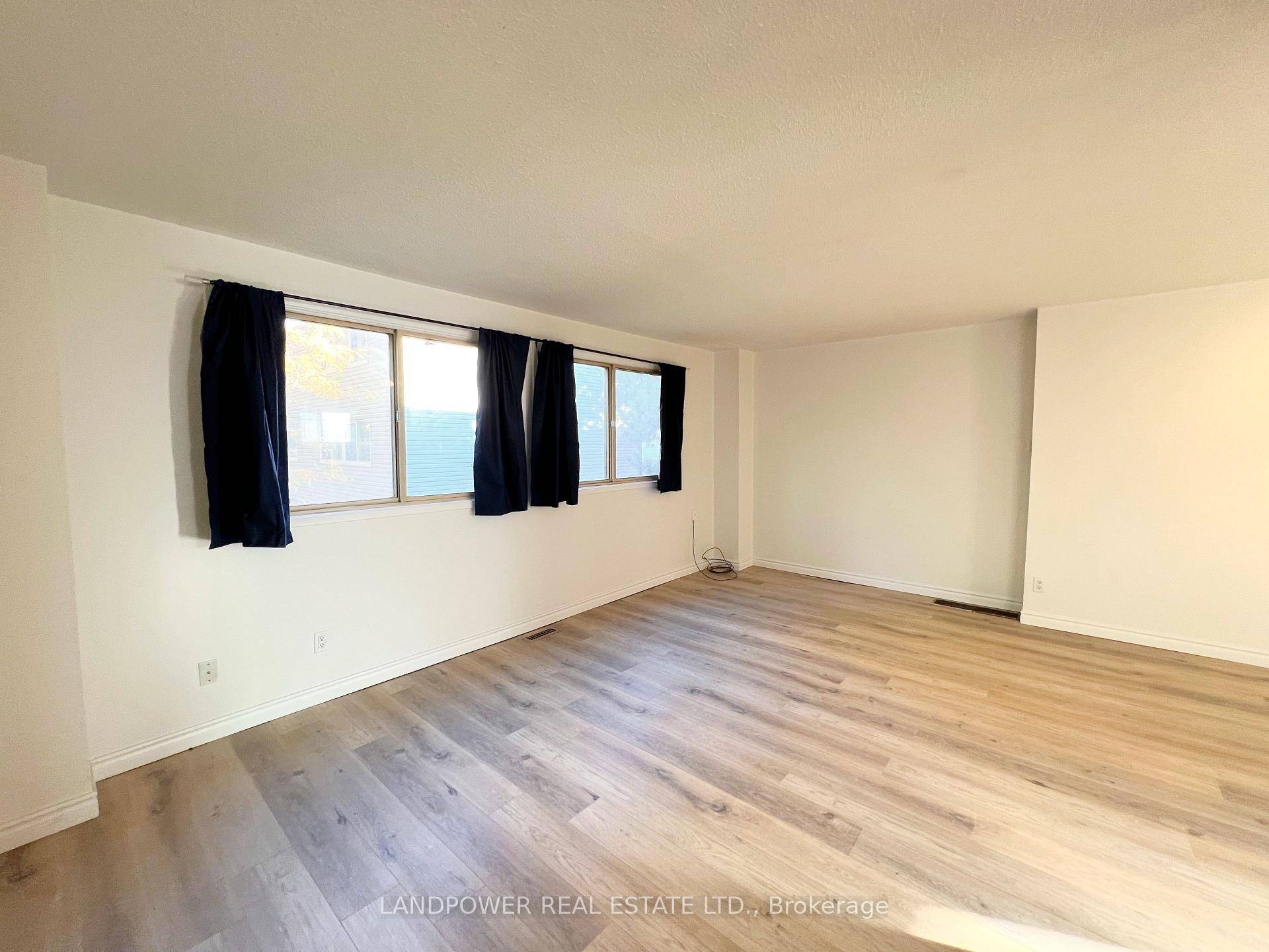 Welcome to 41 Yellow Birchway, a beautifully renovated townhouse nestled in one of North York's most desirable family friendly neighbourhoods, Hillcrest Village !