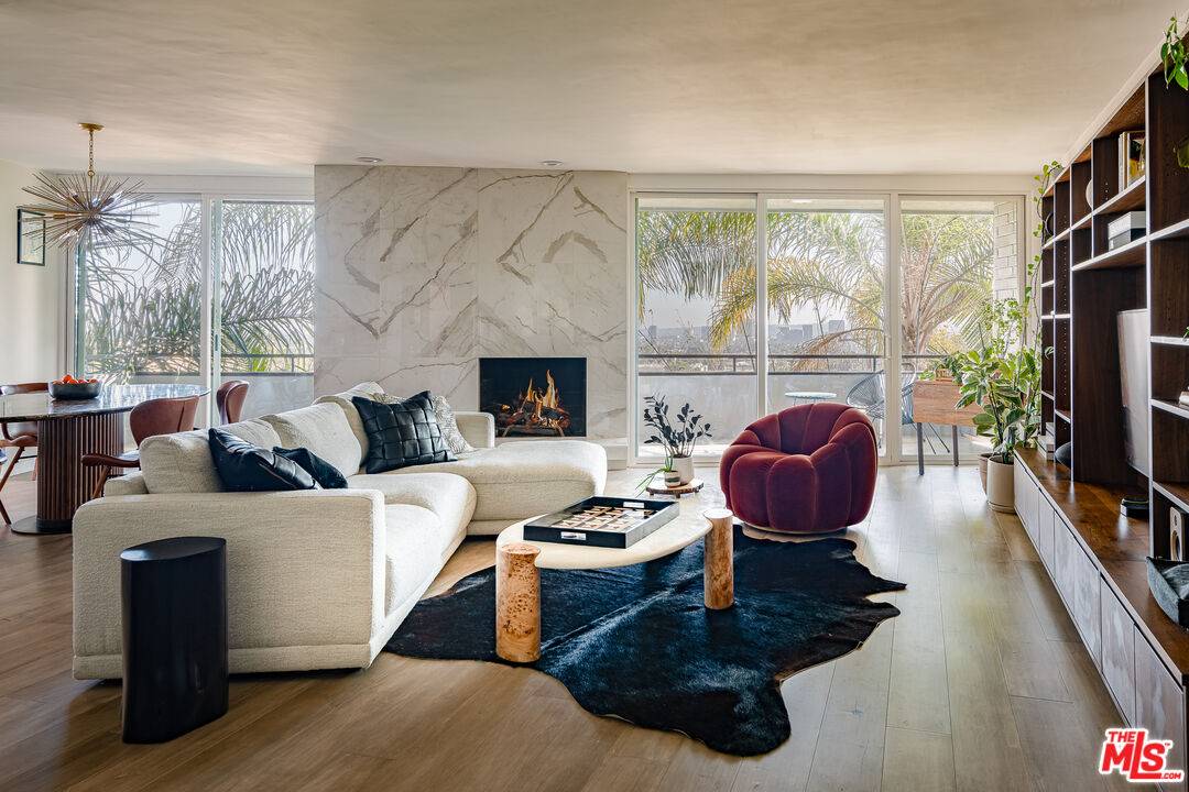8401 Fountain Ave 2.0 Sunset Strip LA