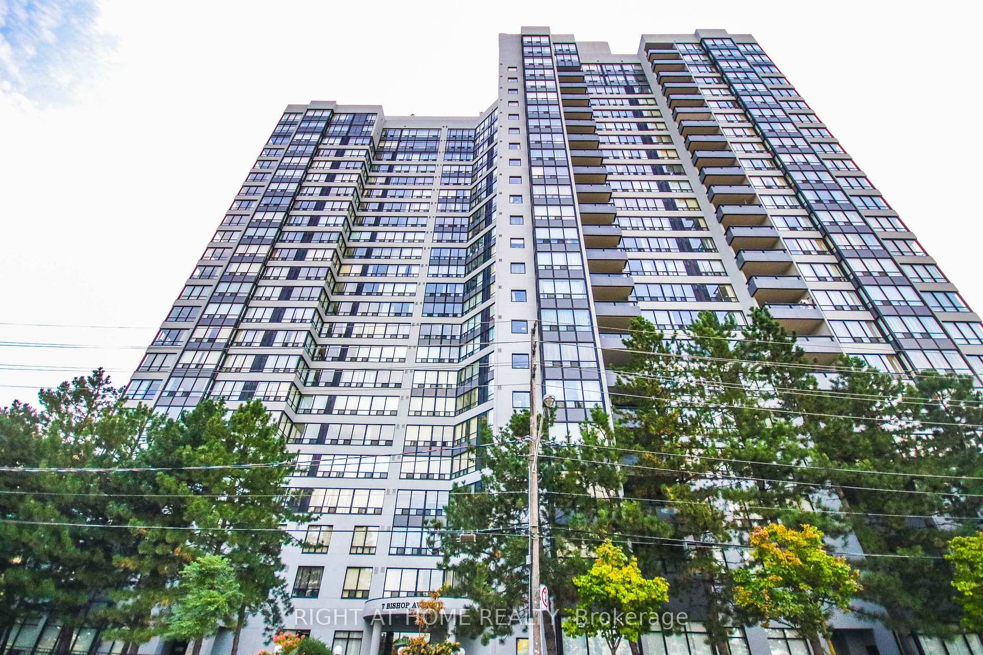 Bright amp ; Unobstructed View With Direct Access To Subway, Close To All Amenities, Steps To TTC Go Bus, Art Centre amp ; Park, 24 Hours Security, Plenty Of Visitor ...