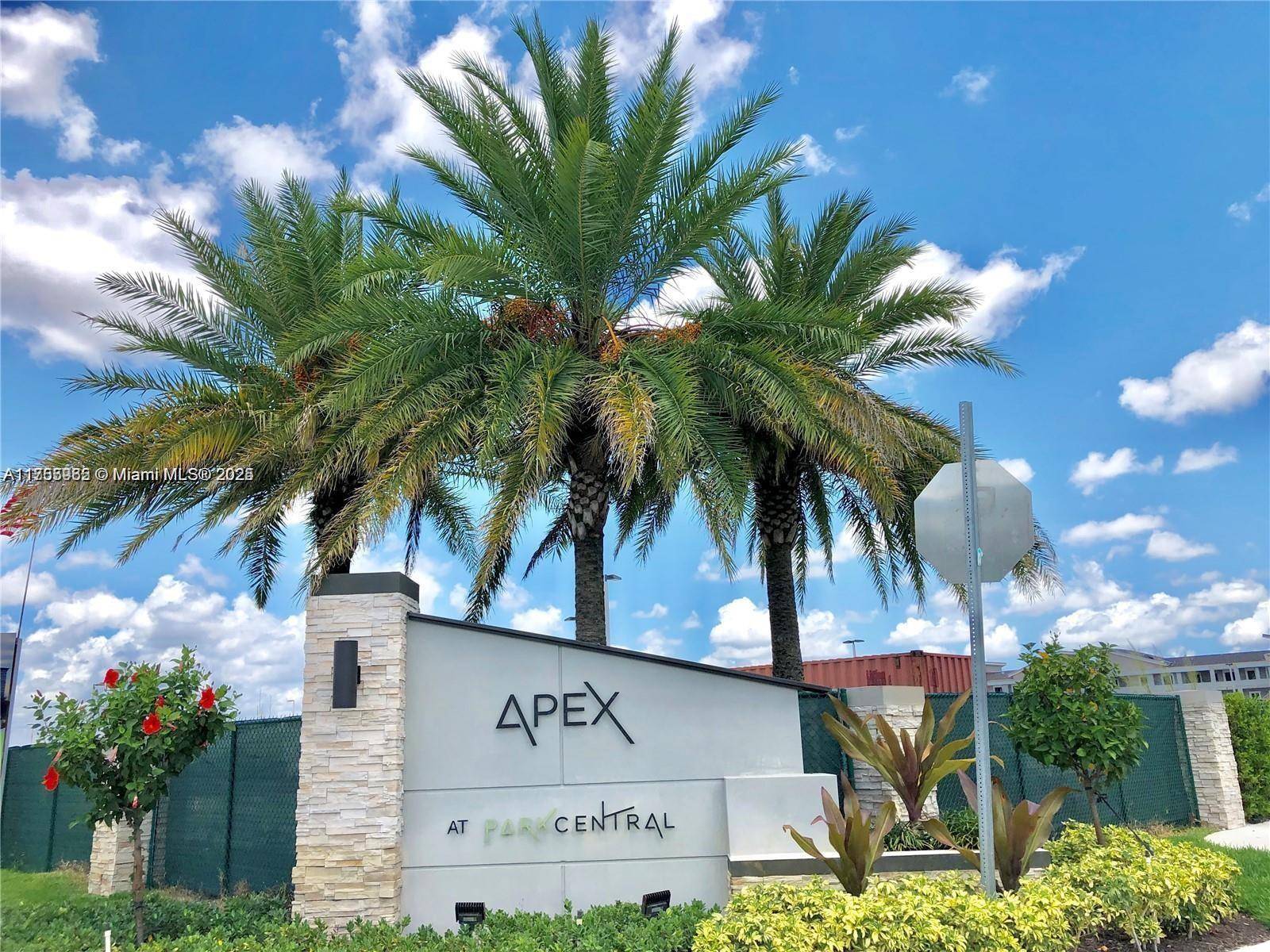 IMMACULATE AND FULLY REMODELED UNIT AT THE APEX DORAL !