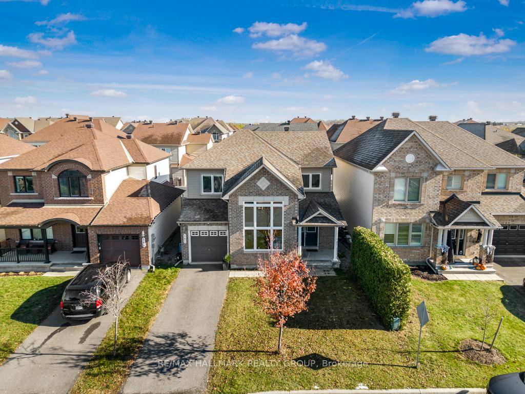 This beautifully maintained detached home is tucked away on a quiet street, just steps from parks and green spaceperfect for families seeking comfort and convenience.