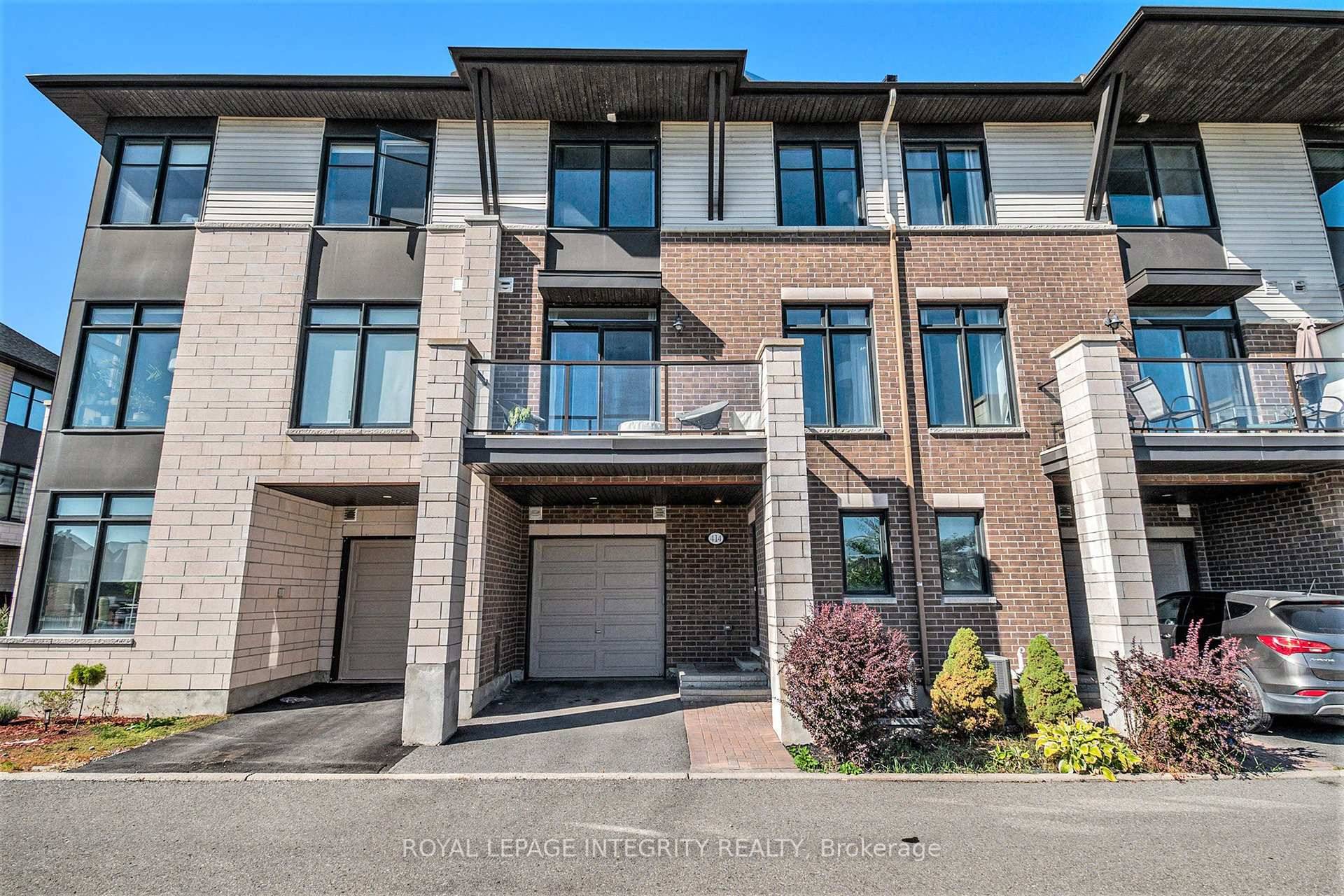 This beautiful 3 storey, 2 bedroom, 3 bathroom townhome in sought after Avalon West will have you excited to come home !