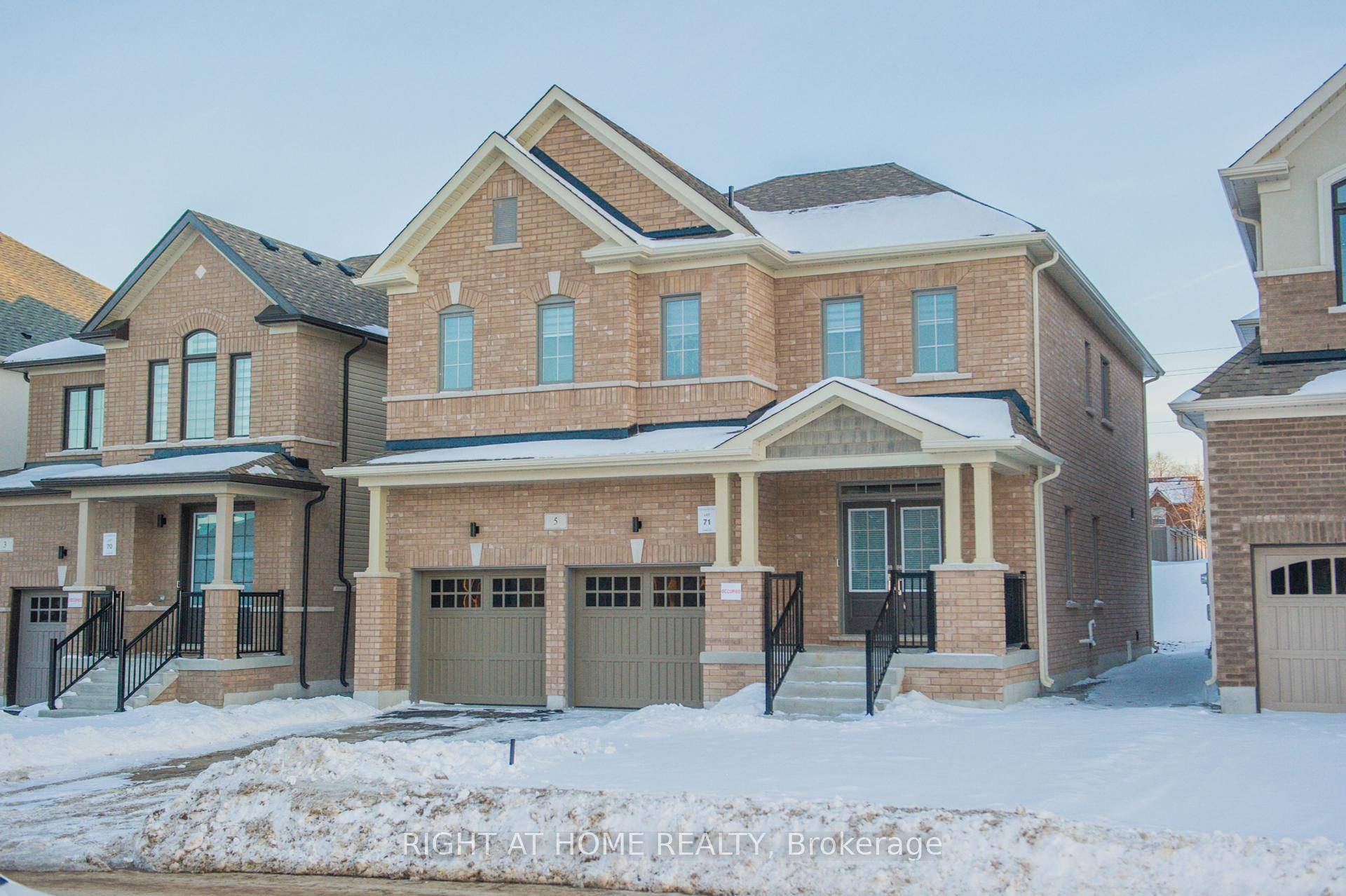 Brand New Closed in October 2024 Treasure Hill Detached house.