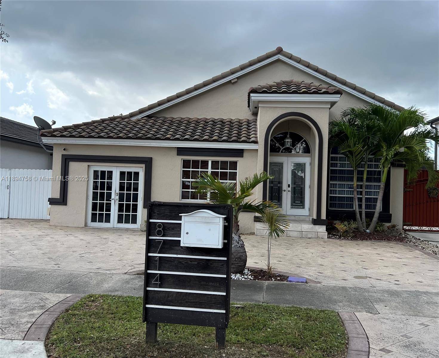 Beautifully renovated, new floors, kitchen and lighting.
