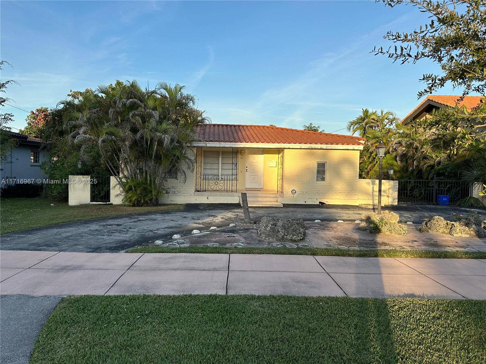 Prime Location ! Urban Living in the Prestigious Coral Gables Crafts Section, just steps from The Plaza Coral Gables.