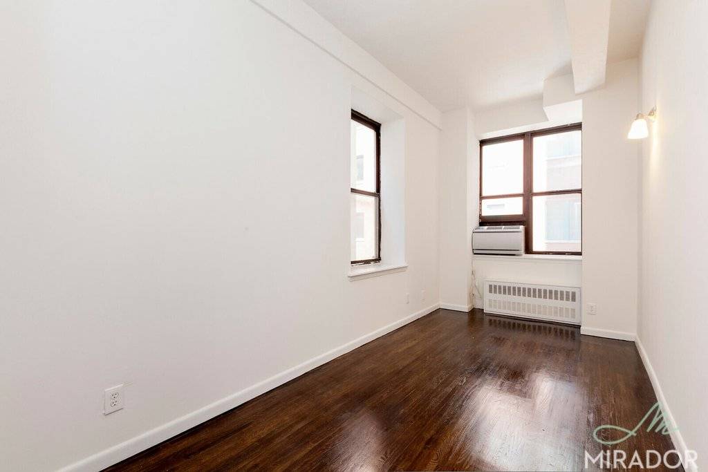 Newly renovated one bedroom apartment at True North Flatiron 43, features include a large bedroom, extra high ceilings, great closet space, and fully equipped kitchen with stainless steel appliances.