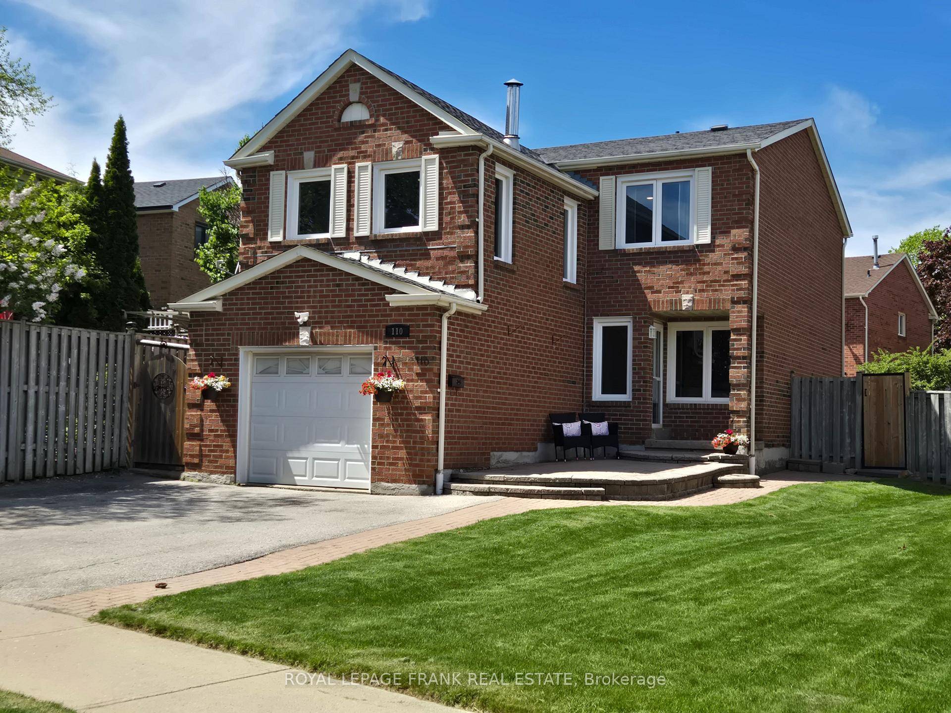 Gorgeous Family home in high demand neighborhood !