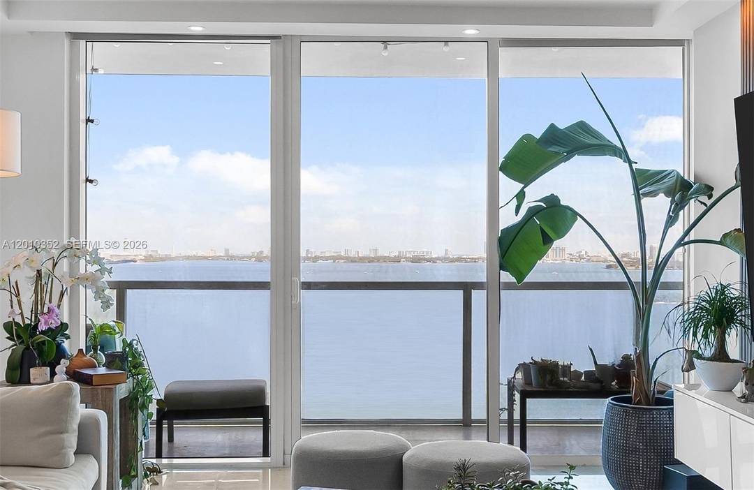 Spectacular 2 bedroom, 2.