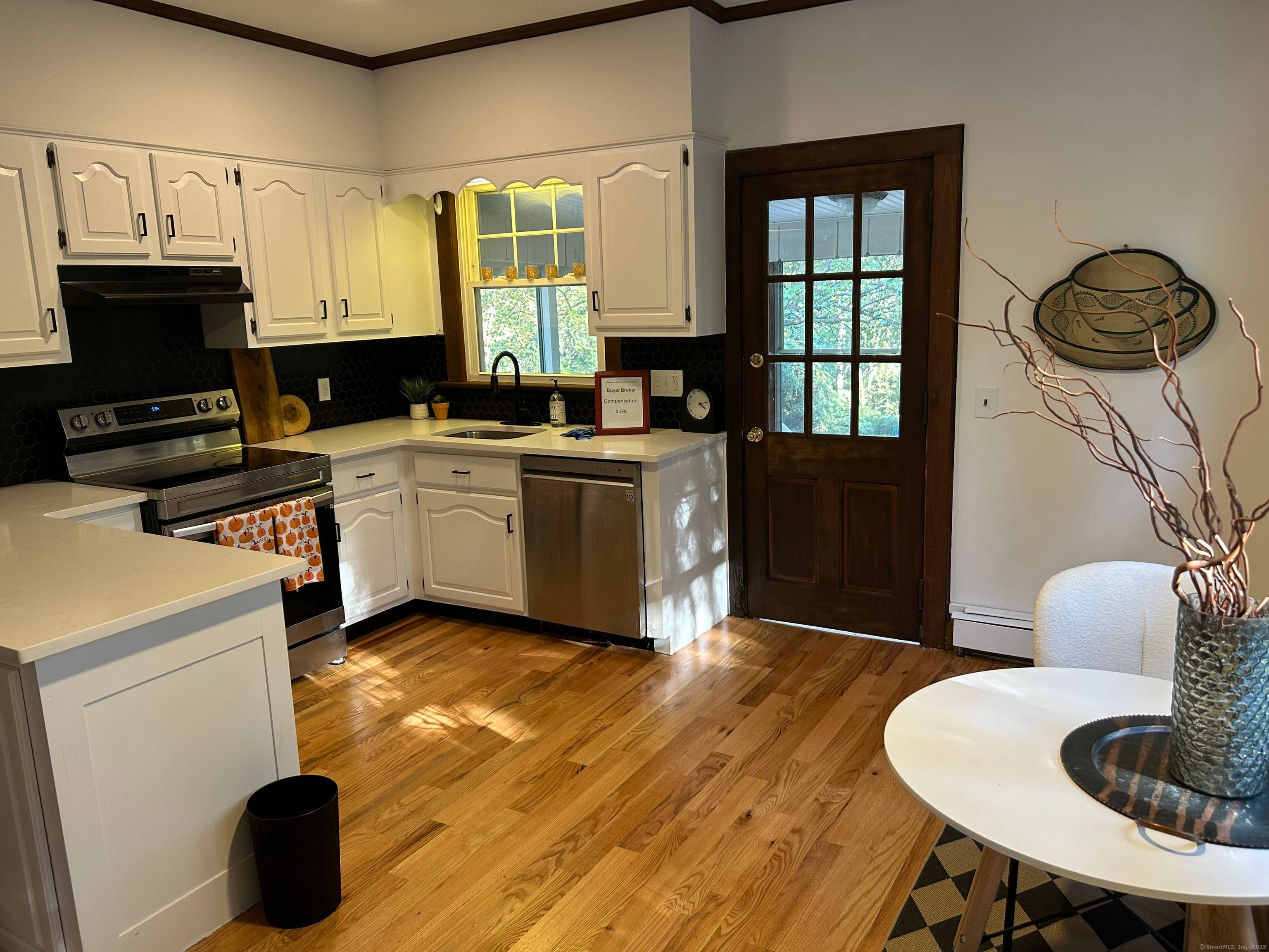 Price to Sell Fast occupancy This is the best value Property in Trumbull.