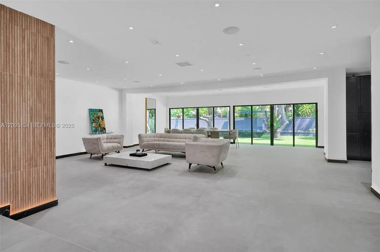 Available for short term or long term rental !