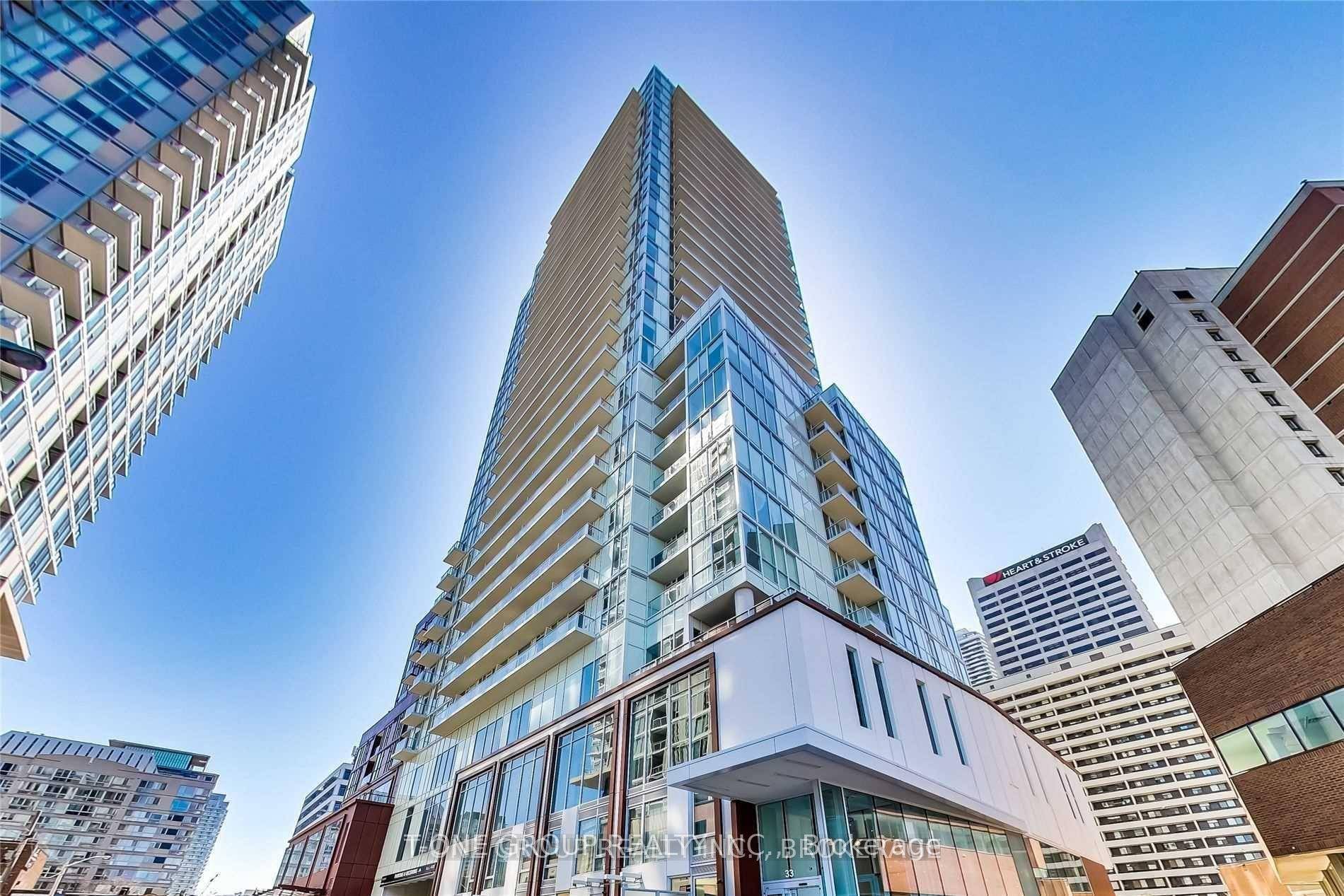 Spacious 2 Bed Like 1 Den With Unobstructed Bright East View From The 23rd Floor.