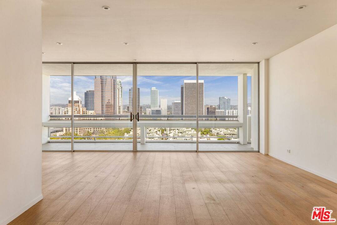 2222 Avenue Of The Stars 1BR Beverlywood La