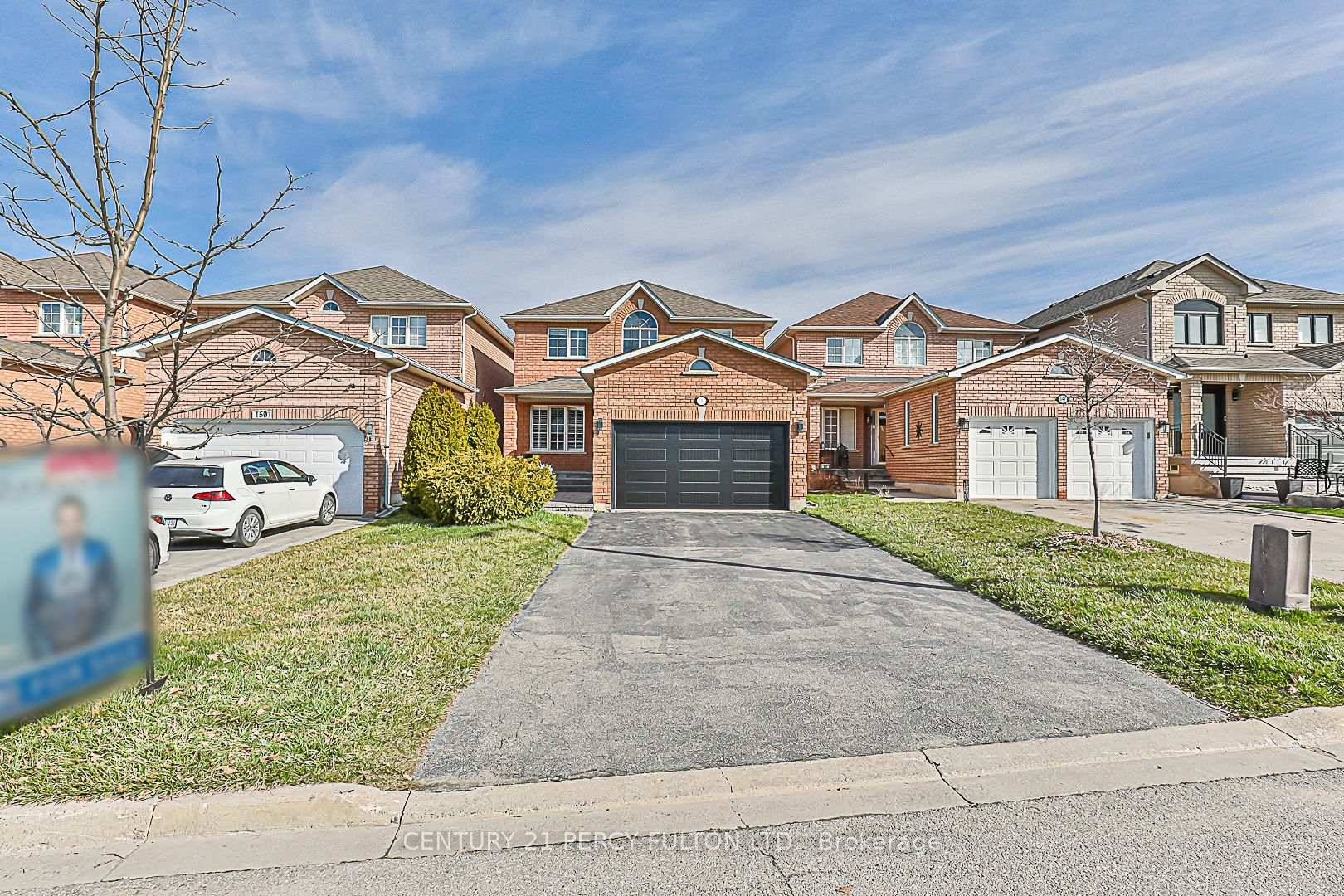 Welcome to this charming detached family home, boasting 4 2 bedrooms and 4 baths, nestled on a tranquil, family friendly street in Maple.