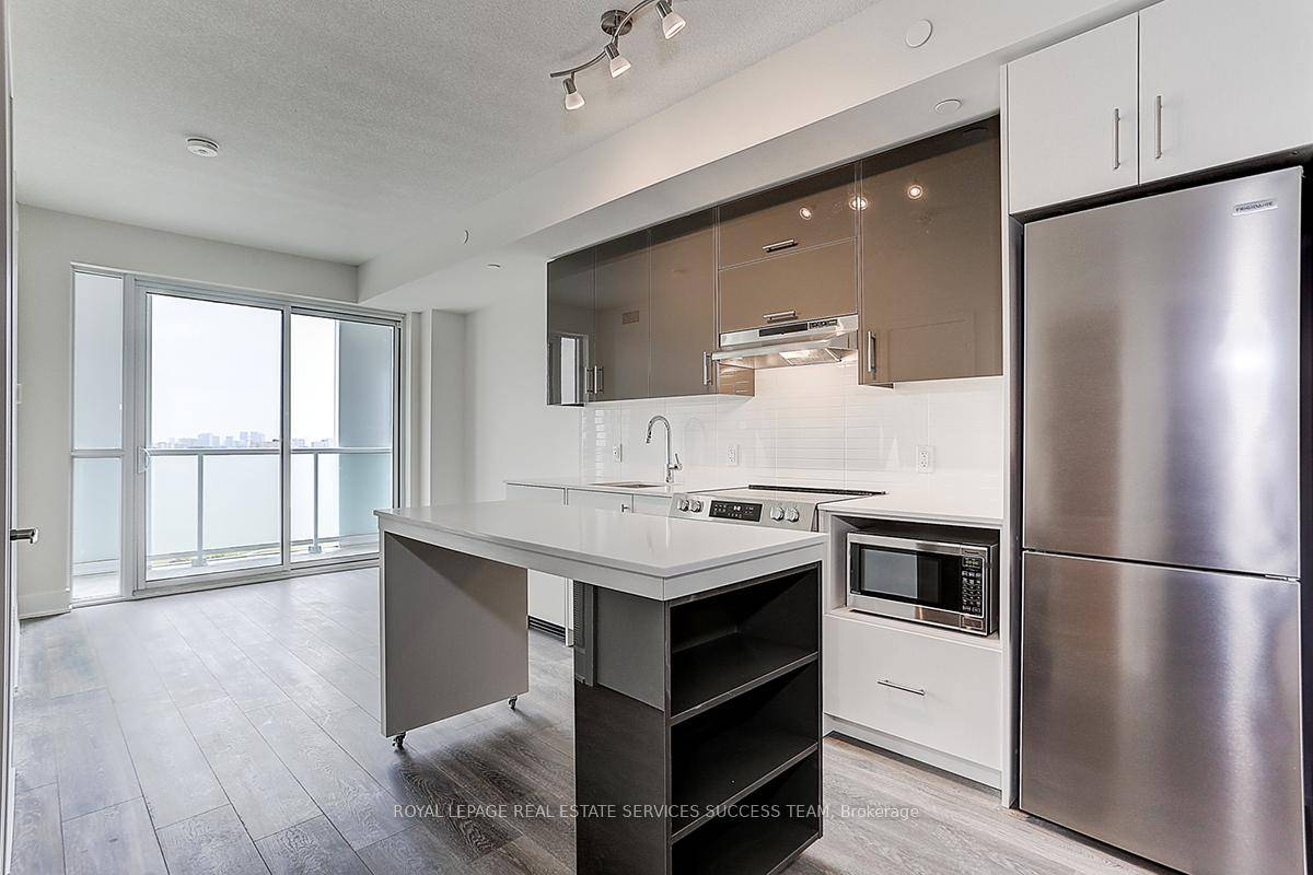 Spacious One Bedroom plus Den unit at the modern Verde Condo.
