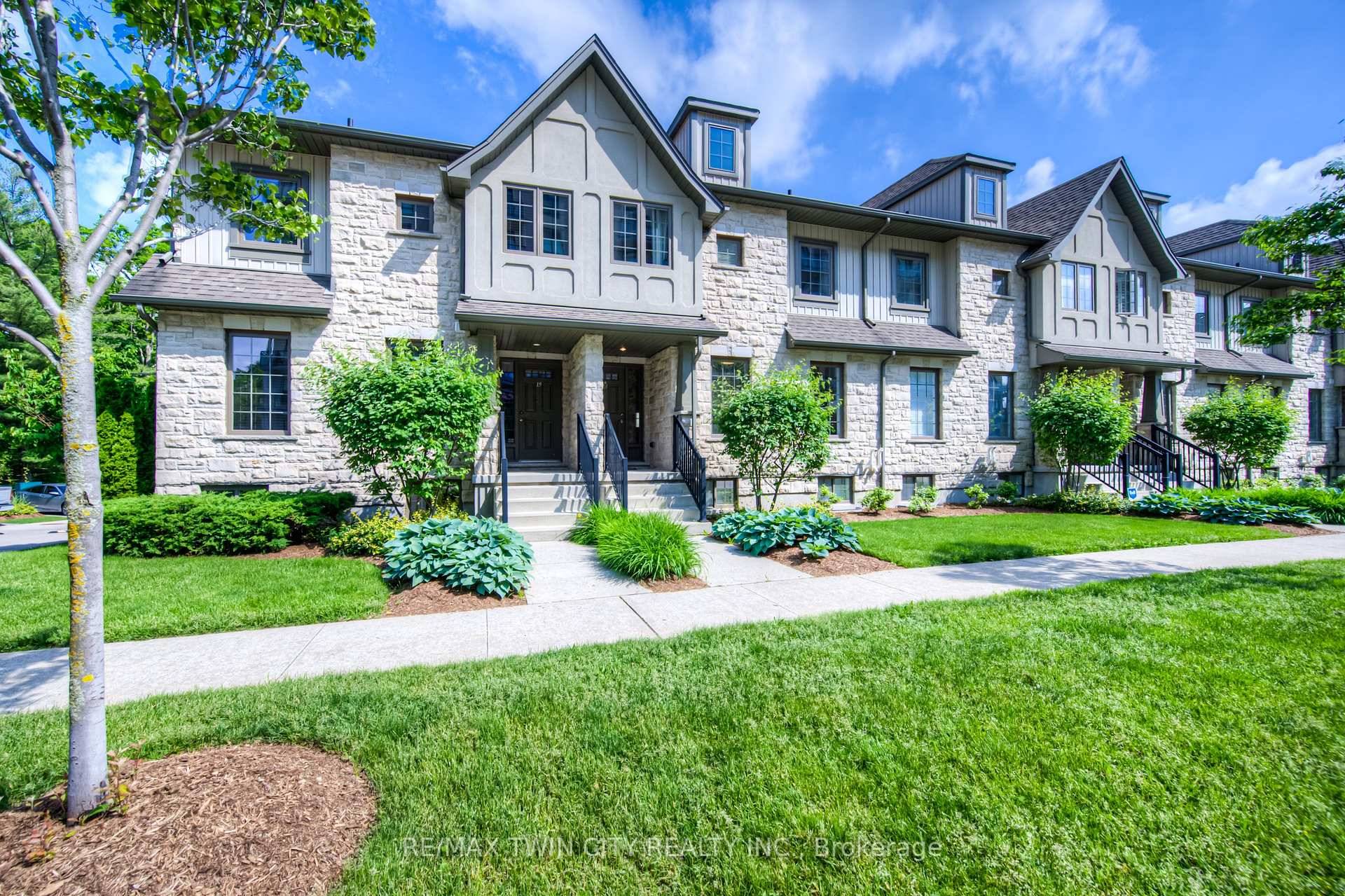 Introducing the Lily Model, an executive townhome in the sought after Saginaw Woods community that perfectly blends style, space, and convenience.