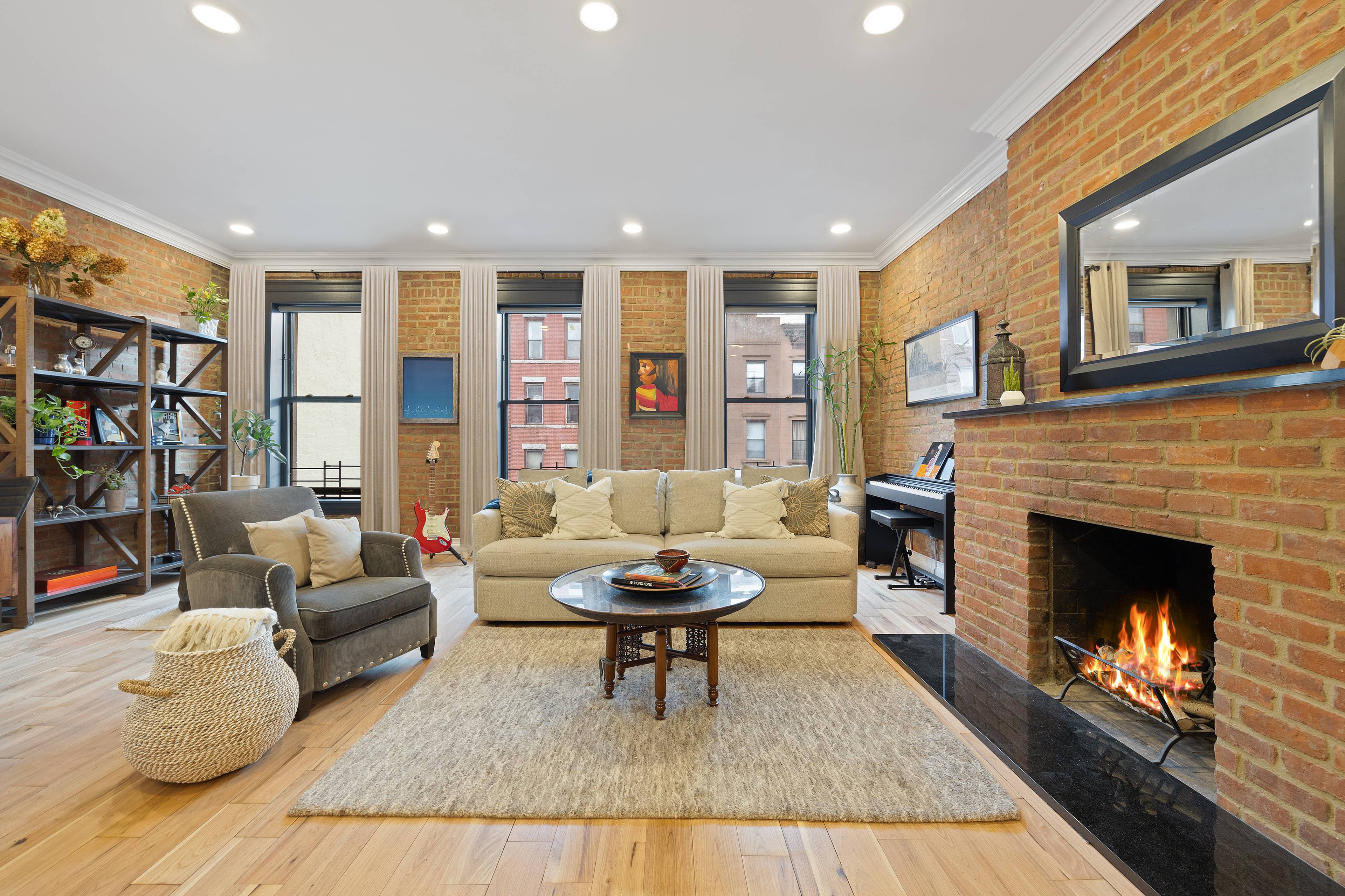 Welcome home to 177 Union St 3 !