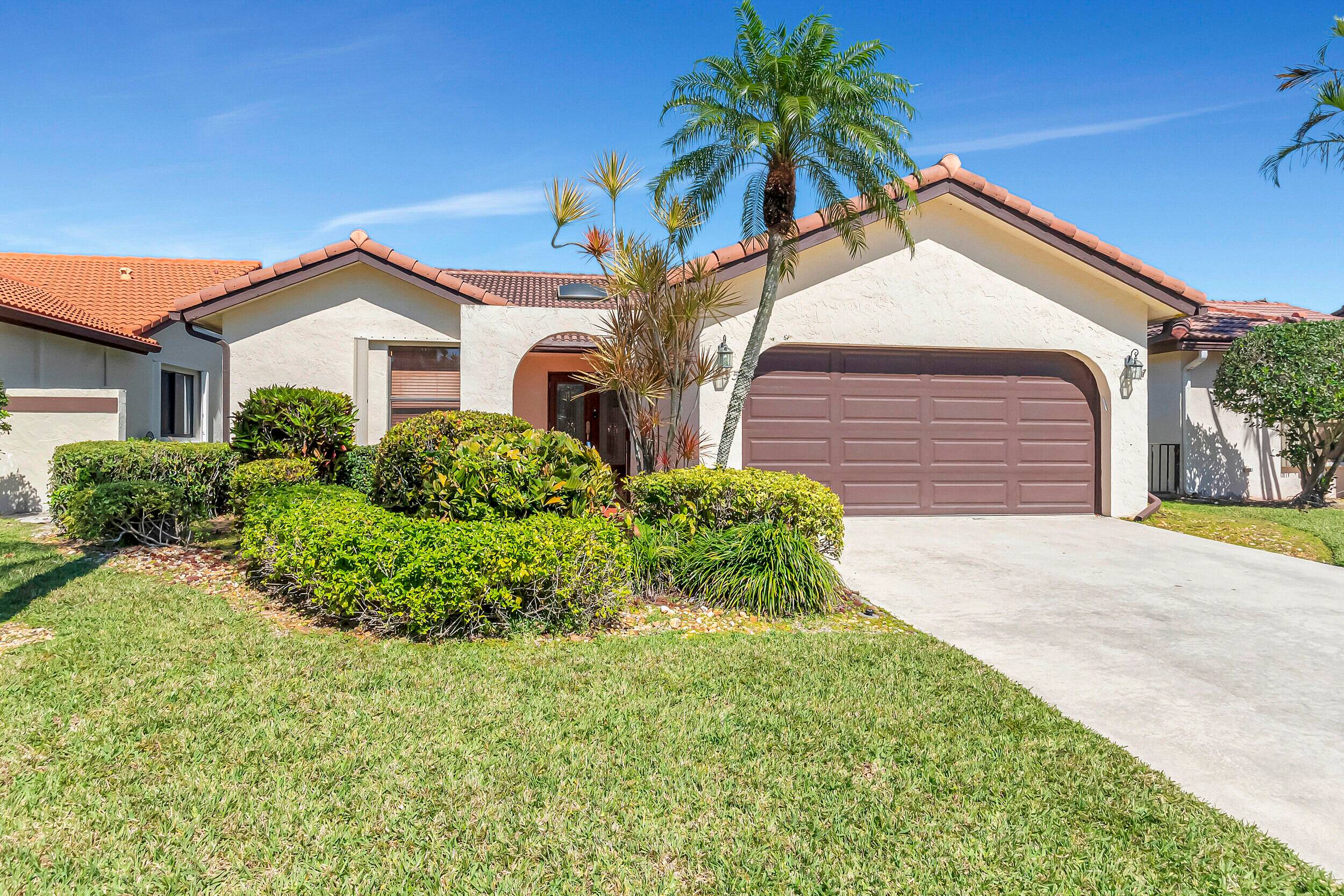 Charming 3 bed, 2 bath home located in the Del Prado Community.