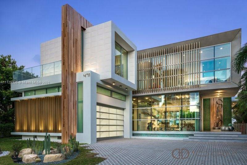 Golden Beach Exclusive gated community private beach.