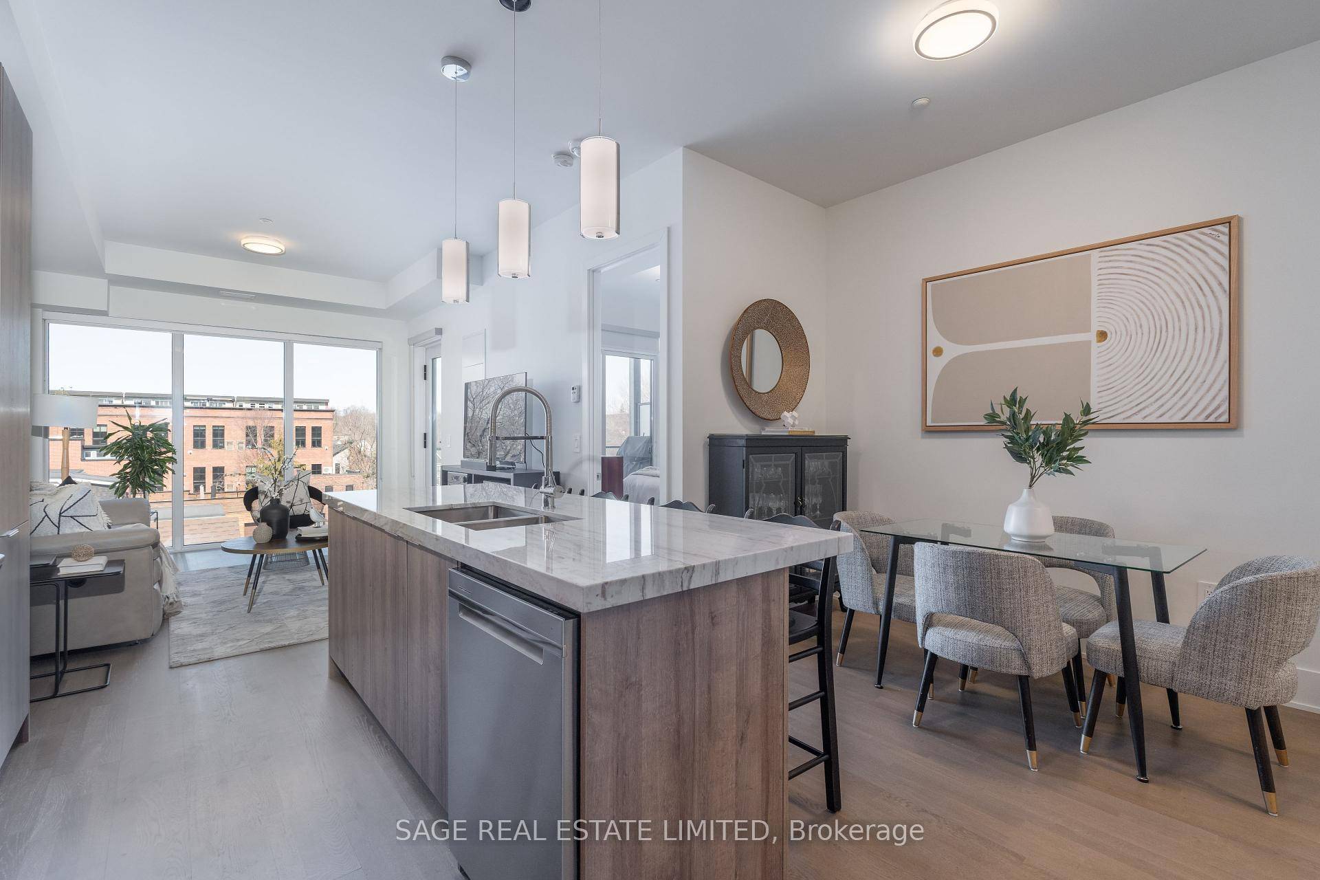 Tucked away in the ultra desirable Riverdale neighbourhood, this boutique condo is anything but ordinary.