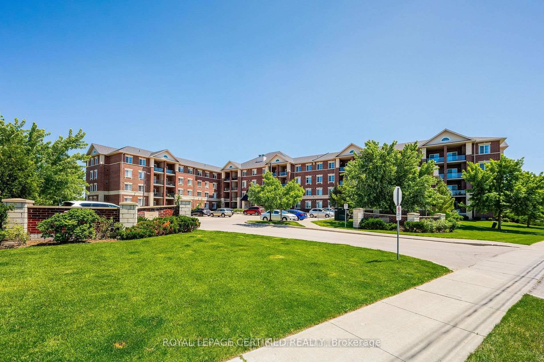 Welcome To Mid rise Grandview on Gordon St.