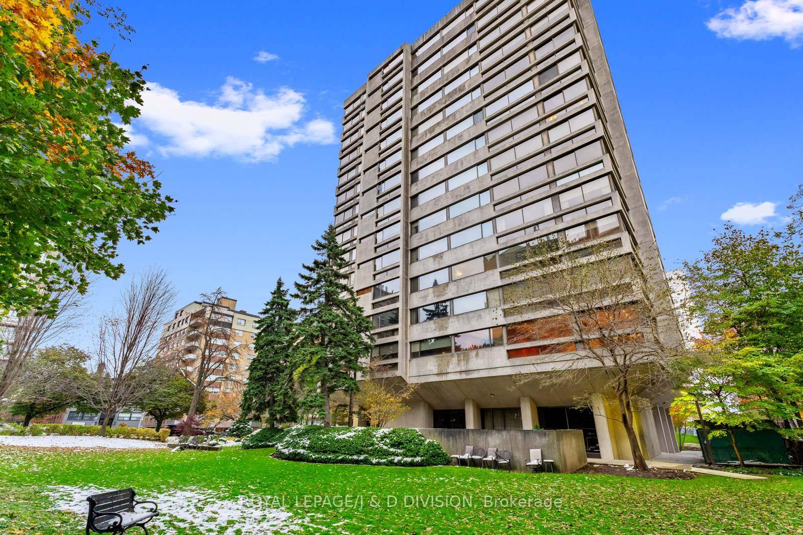 Nestled in an iconic luxury boutique building, well situated in Forest Hill, this extraordinary residence offers both space and opportunity.