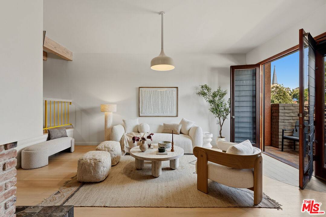 958 18th St 2BR Santa Monica La