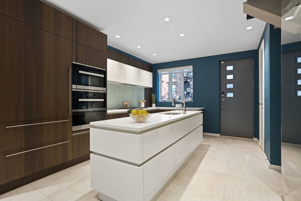 Welcome to 22 St Felix, an exquisite private home designed for modern style and sophistication.