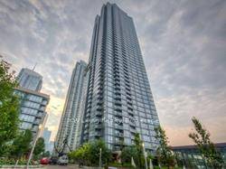 EMARKS FOR CLIENTSSPECTACULAR UNOBSTRUCTED LAKEVIEW CORNER UNIT SOUTH EAST 968 STQ FT, 2 BEDROOMS Plus DEN, 2 FULL BATH.