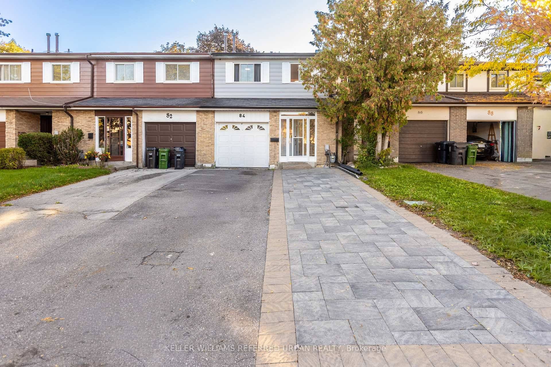 Open The Door To This Bright amp ; Spacious Well Maintained 4 Bedroom Home, Sitting In A Prime Location Offering Convenience amp ; Easy Accessibility.