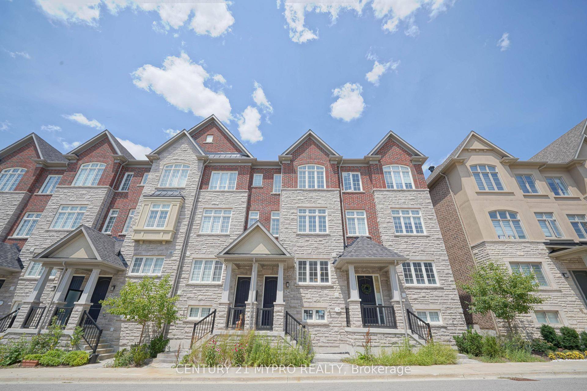 Double Garage ! High Quality Kylemore's Town House In The Highly Sought After Angus Glen Community !