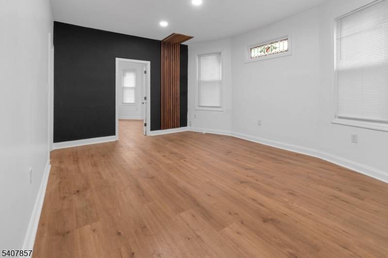 Welcome to this multi family property in Newark, NJ.