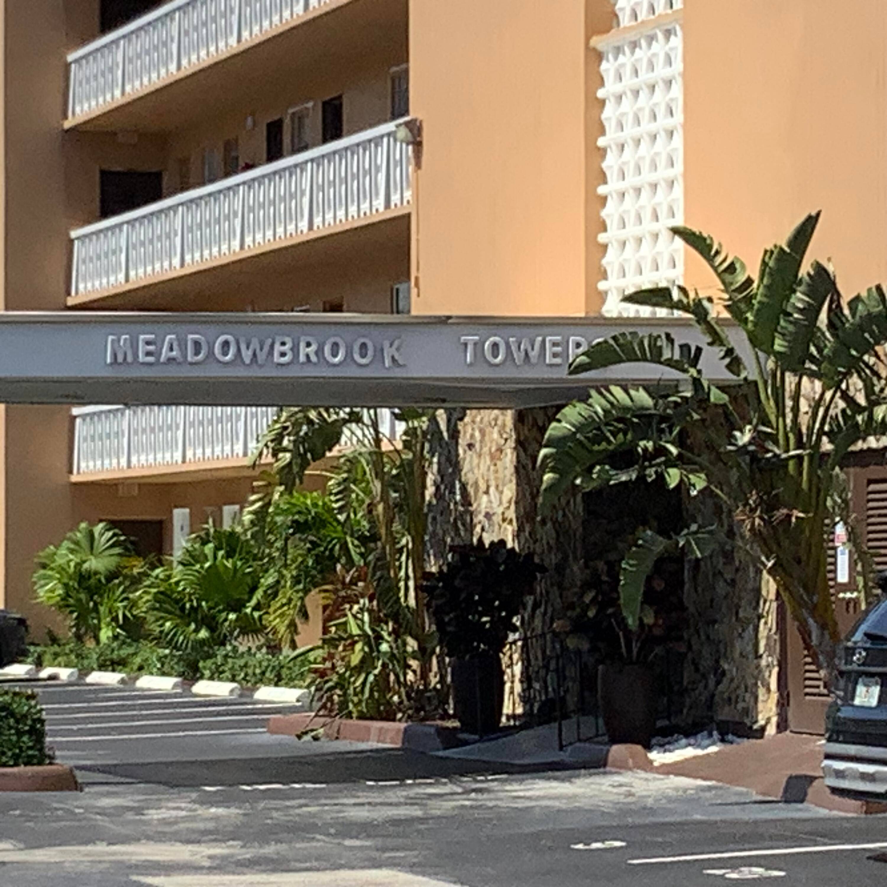 HIGHLY SOUGHT AFTER MEADOWBROOK TOWERS CONDO.