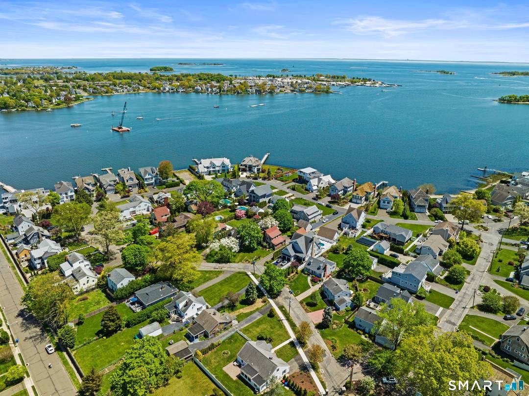 Charming and well maintained 3 bedroom, 2 full bath ranch located in the highly desirable waterfront community of Shorefront Park.