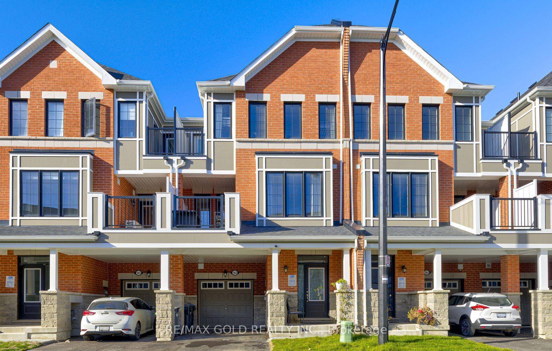Beautiful, New and Stunning Townhouse available for rent in the most sort area of Northwest Brampton.
