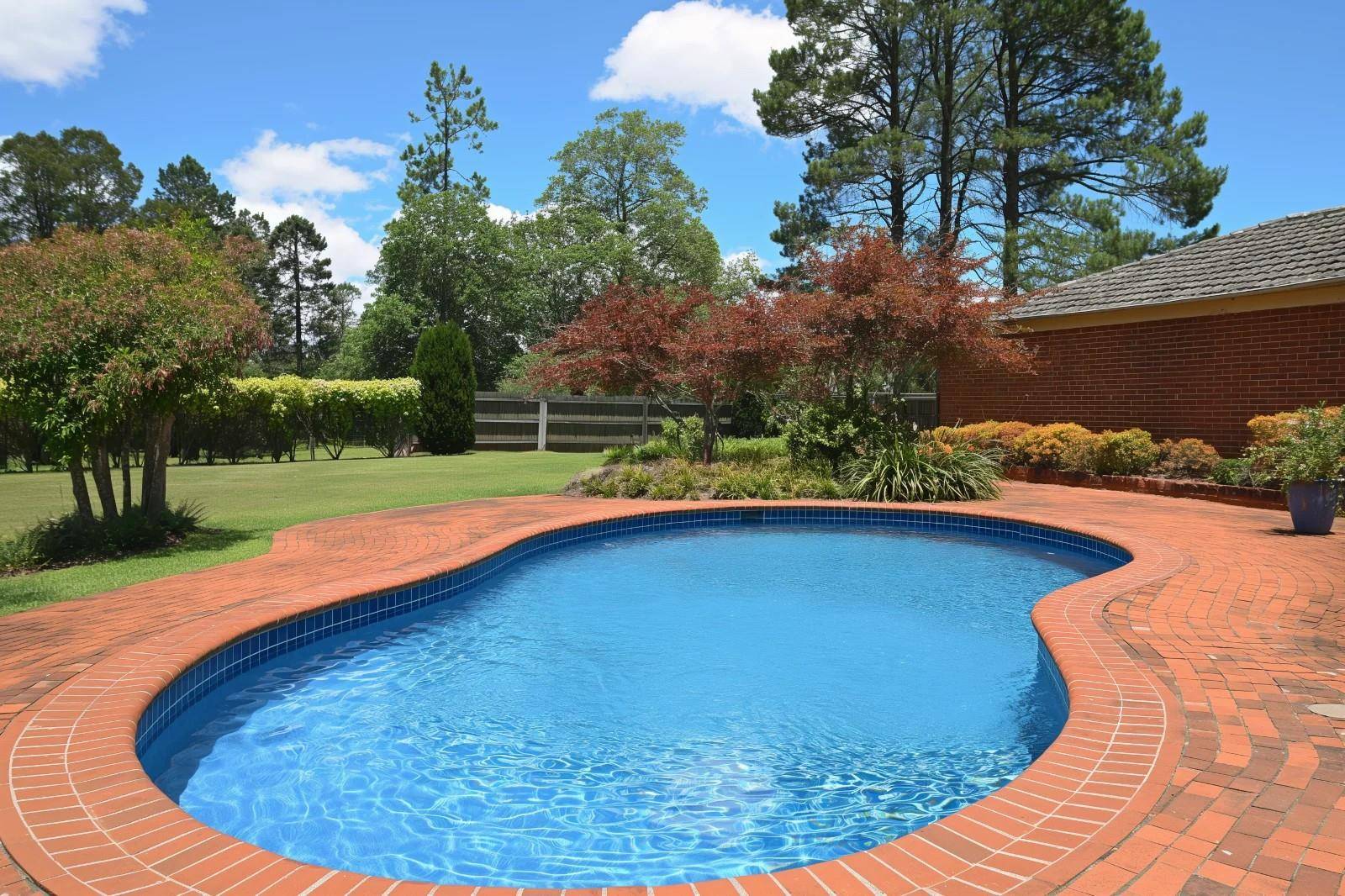 Searingtown Albertson Heated Inground pool !