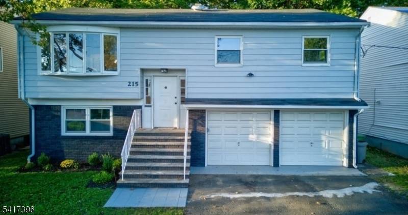 Discover this beautiful single family home featuring 4 bedrooms, 2 bathrooms, and a spacious garage.