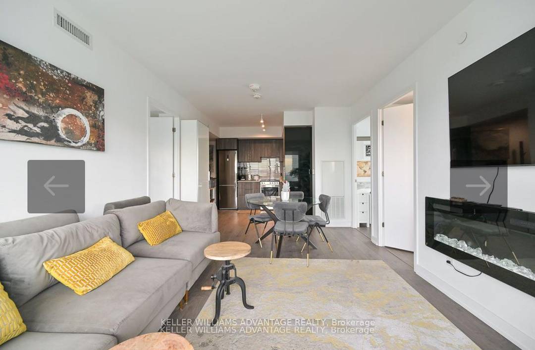 Three Bedroom spacious Unit In Teahouse Condos.