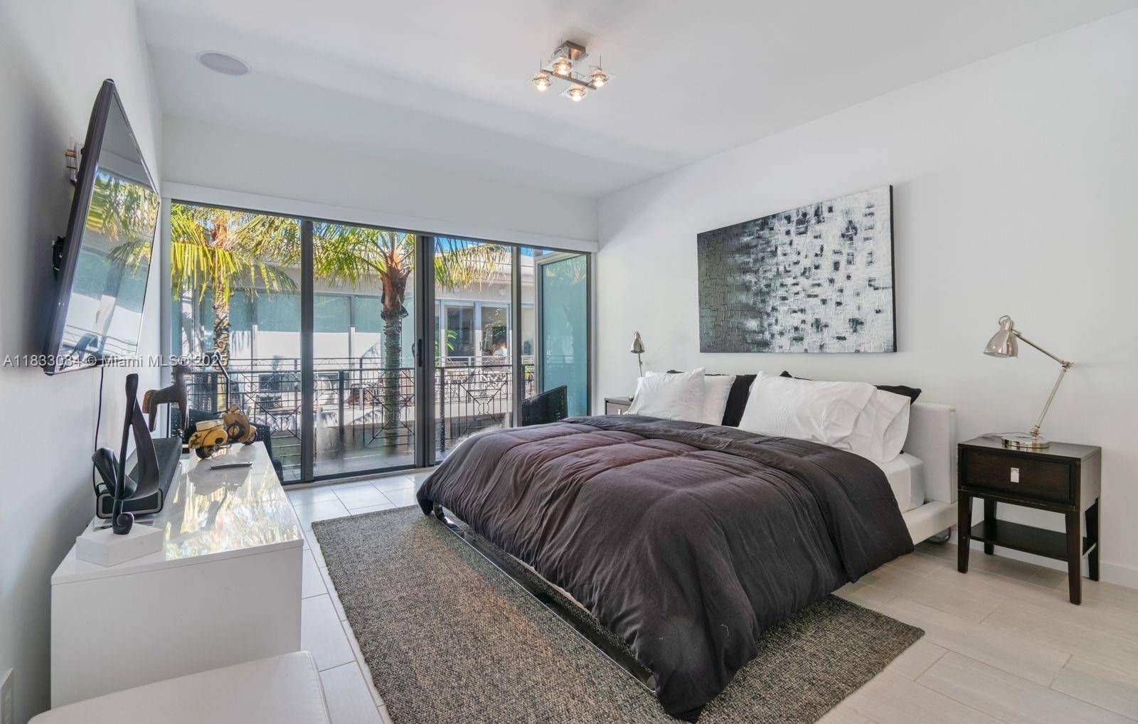 Amazing 1BD 1. 5BA townhouse at Artecity.