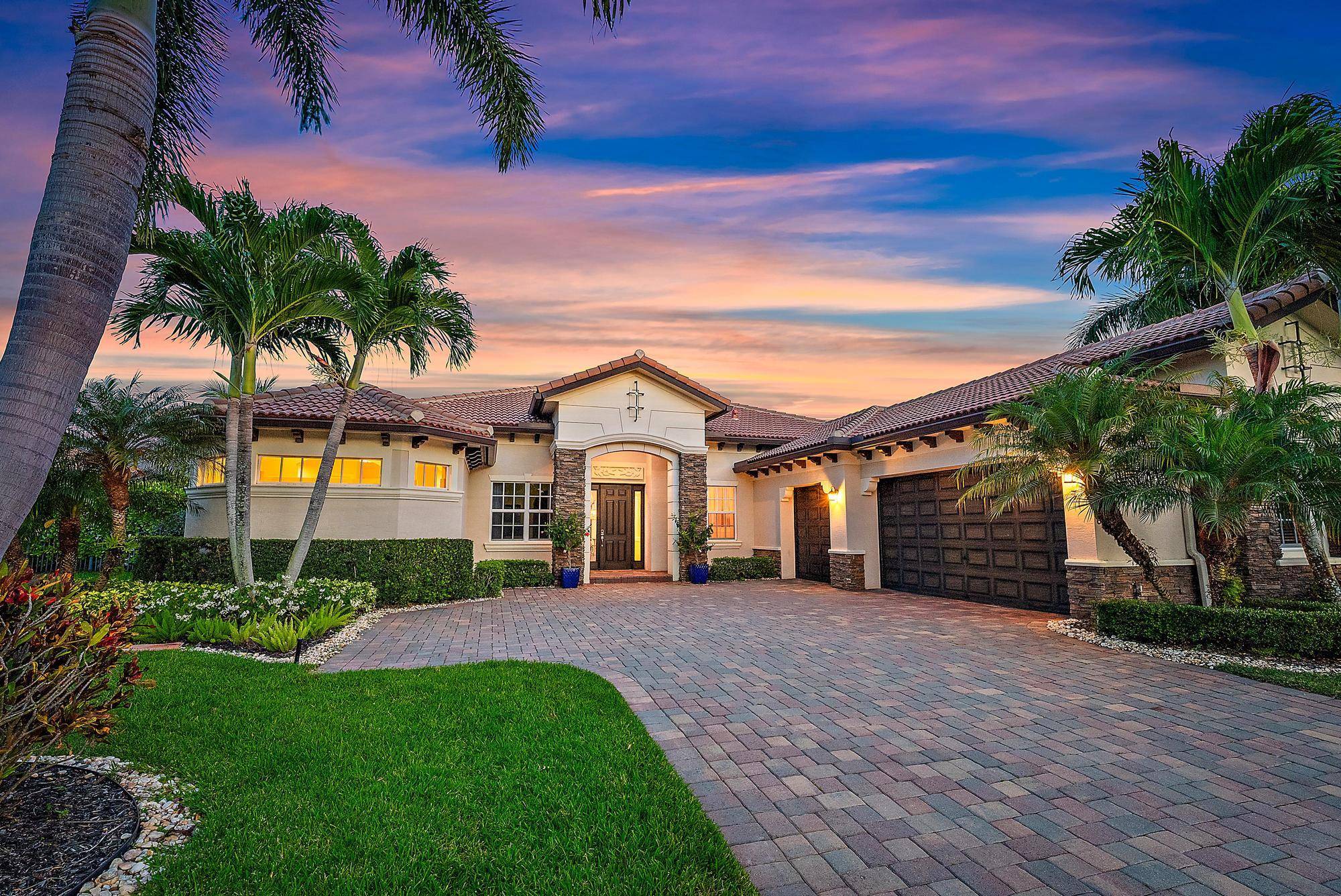 Nestled in the prestigious gated community of Rialto, this elegant Stockton model lakefront home offers the perfect balance of luxury, comfort, and refined Florida living.
