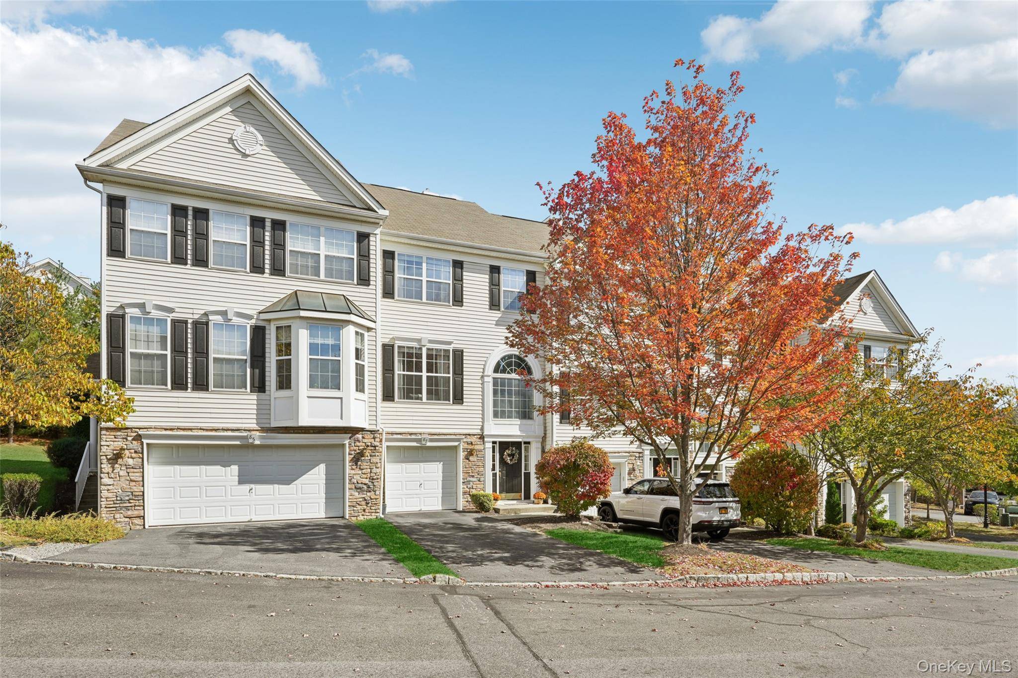 Welcome to 87 Barr Lane in the desirable Meadow Glen community of Monroe, NY !