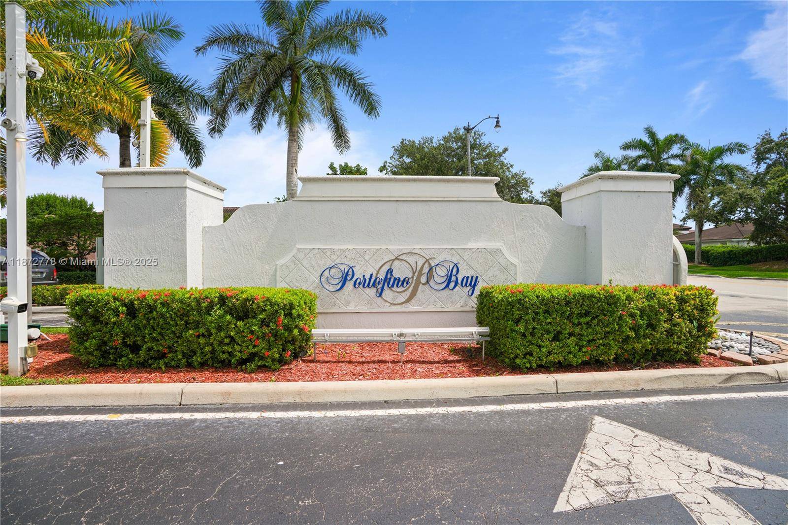 Stunning Lakefront Home in Prestigious Portofino Bay Experience the perfect balance of elegance and tranquility with this exceptional lakefront residence in the coveted Portofino Bay community.