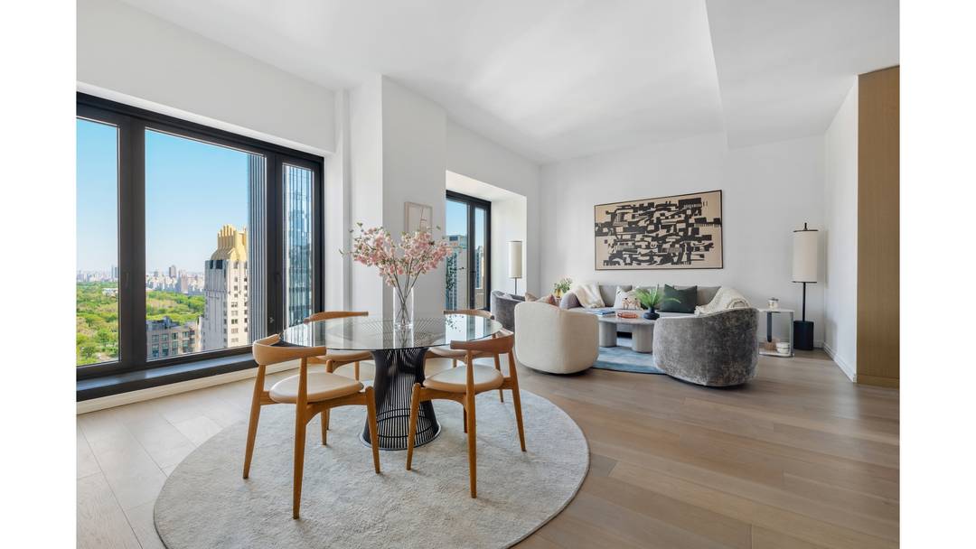 Immediate Occupancy This gracious 1, 420 square foot, two bedroom, two and a half bathroom residence designed by Thomas Juul Hansen, features over 10ft 5in ceilings an open living concept ...