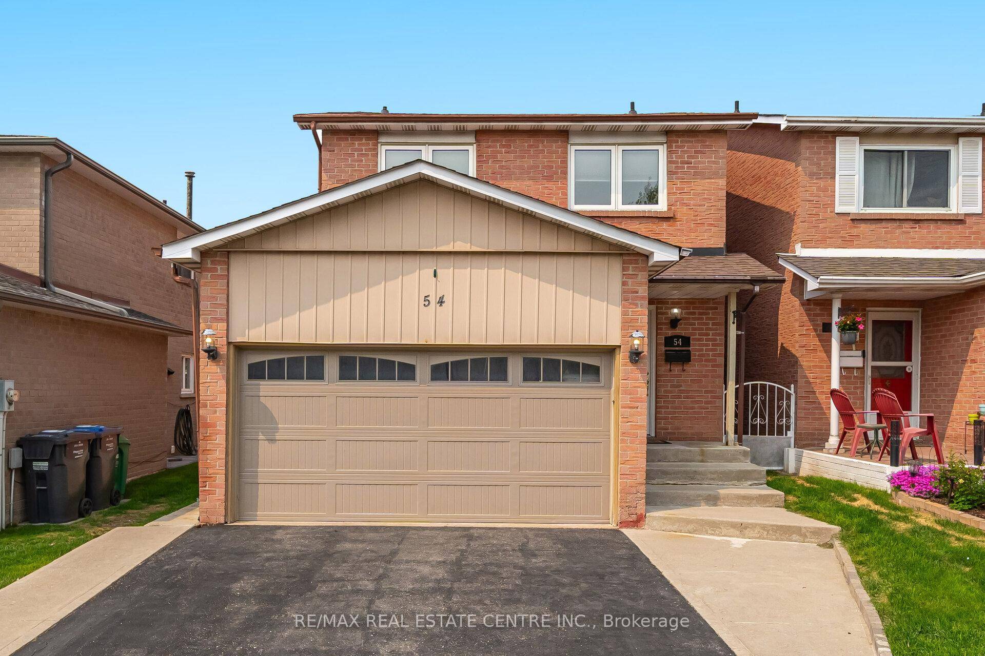 Fantastic family home in Heart Lake !