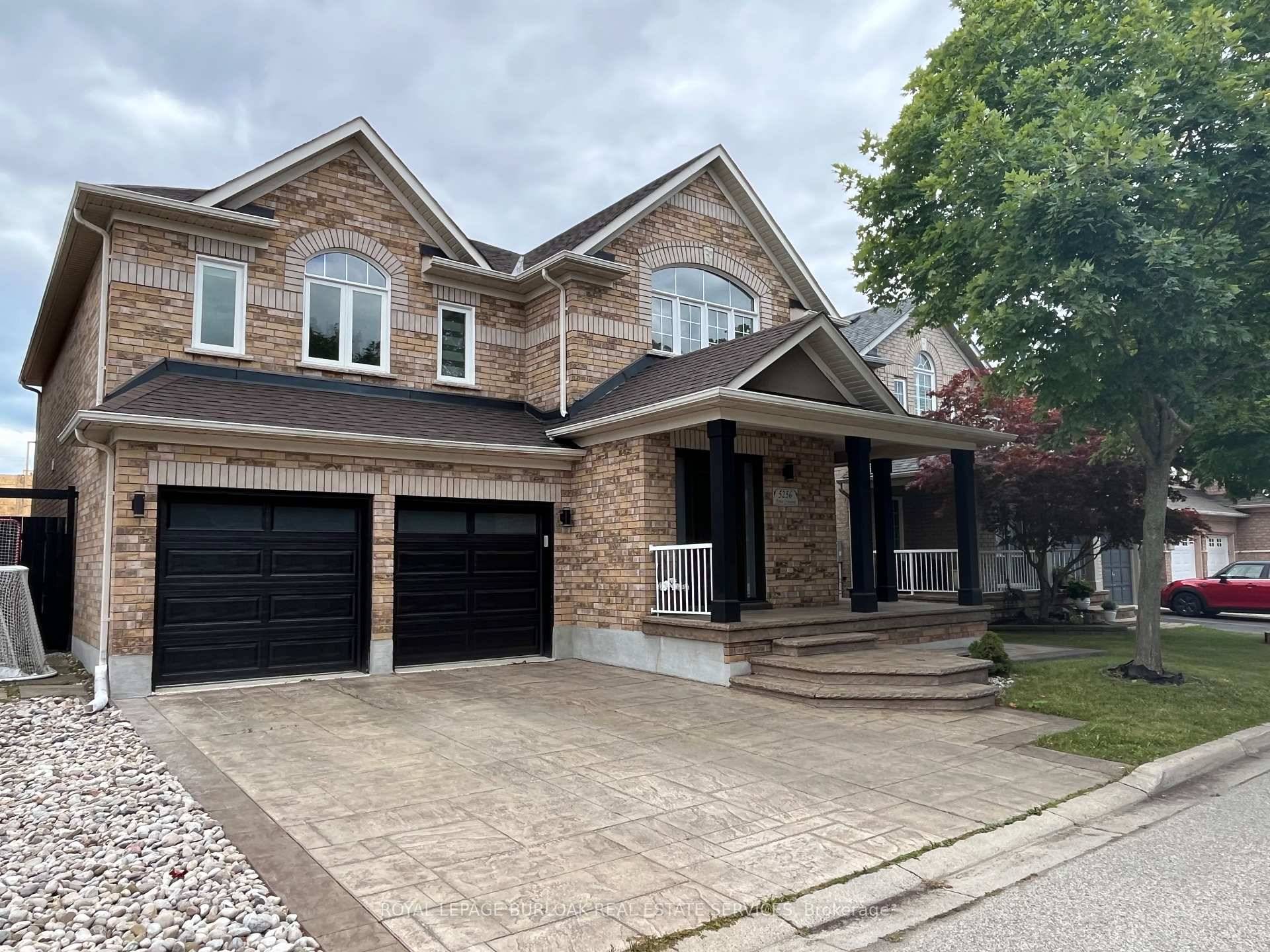 Welcome to this stunning two storey detached home offering nearly 3, 000 square feet of beautifully renovated living space in one of Burlington's most sought after family friendly neighbourhoods.