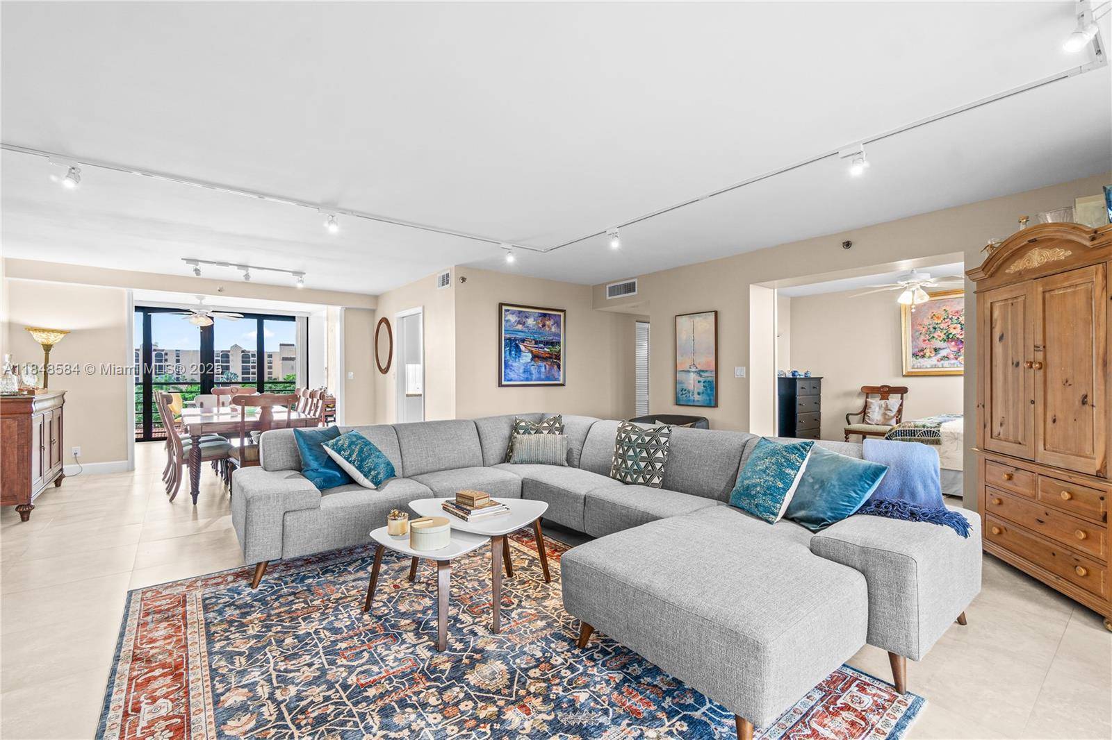 A rare opportunity to purchase a pristine, Brittany designed condo in Boca Pointe with porcelain tiles floors throughout the unit.