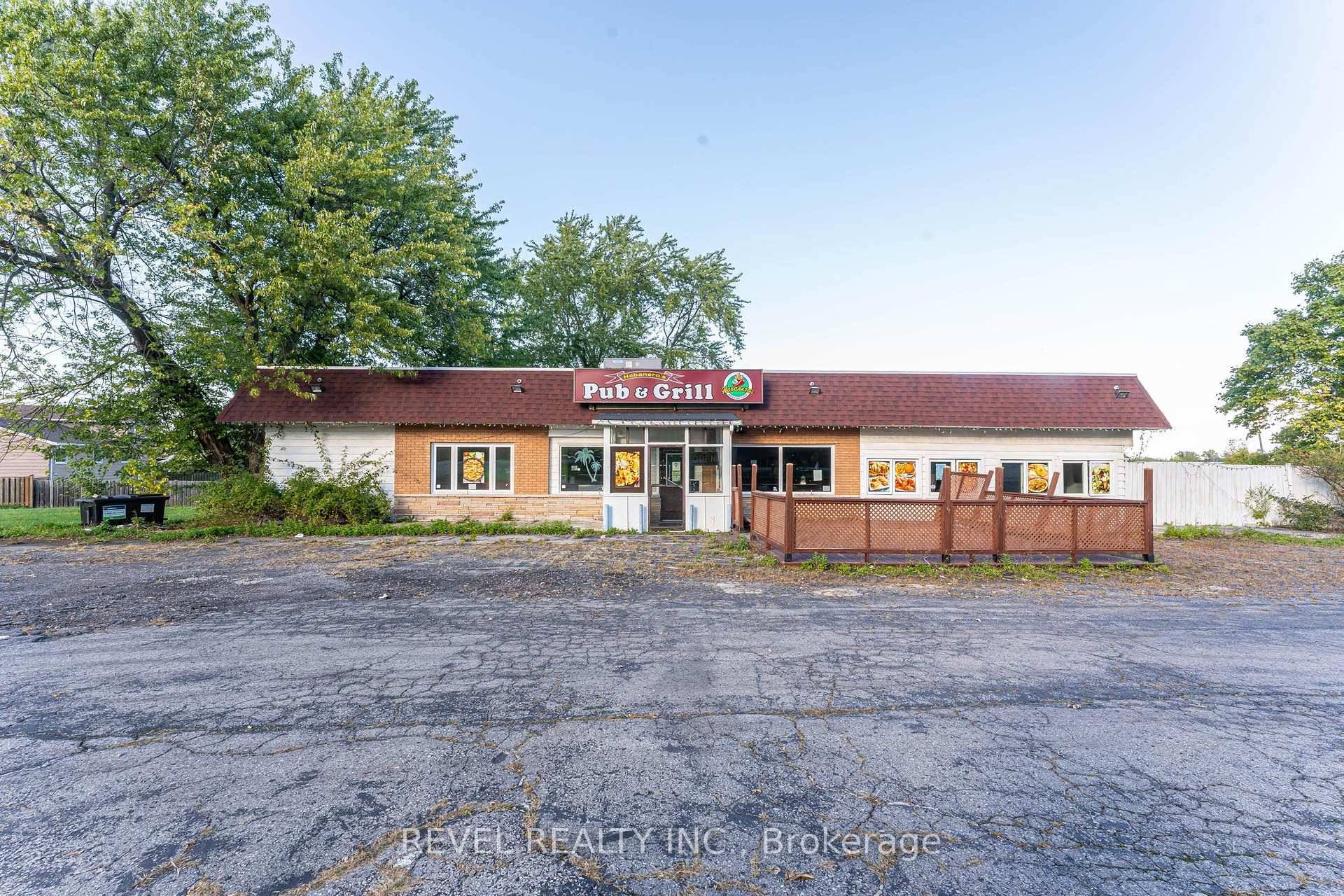 Power of Sale Opportunity in the Heart of Beamsville !