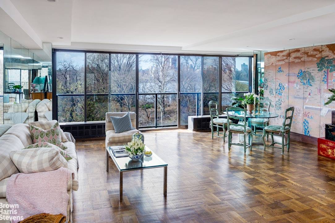 Bring the Outside In A home for the most ardent devotee of living with the glorious nature of Central Park and the Onassis Reservoir Apartment 9B at the modernist co ...